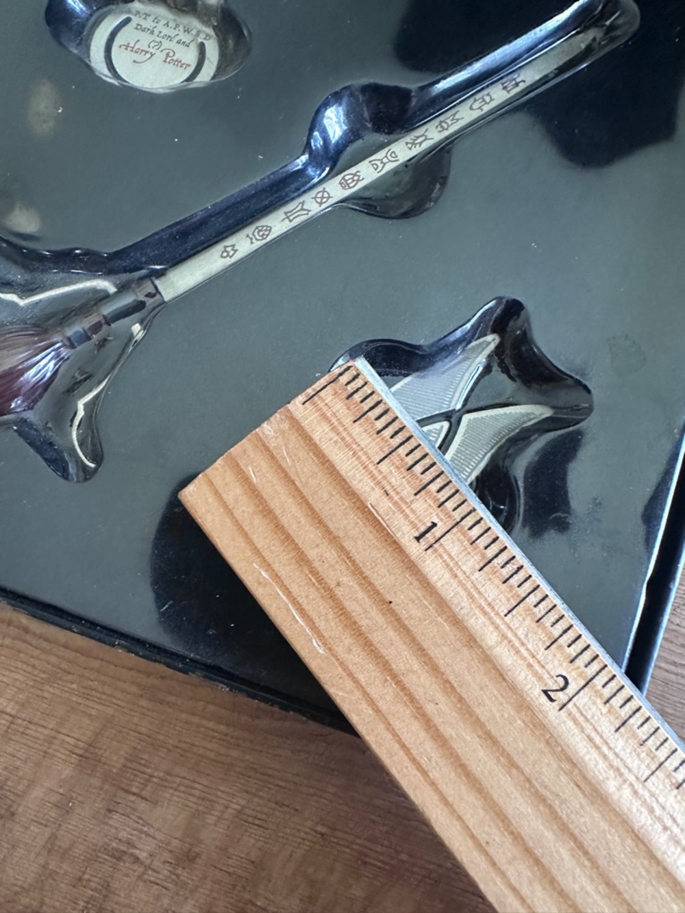 Harry Potter Order of the Phoenix Collectible Bookmark & Letter Opener Box Set - Picture 11 of 12